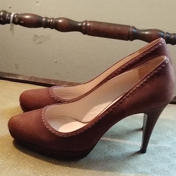 Prada - Picture 4 of 8